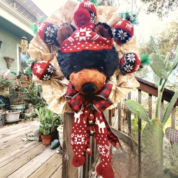 Winter Christmas Teddy Bear Wreath Deco Mesh knitted - Picture 3 of 10